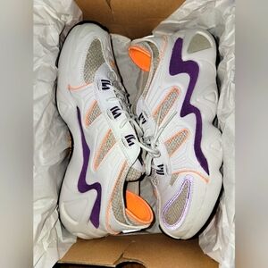 Adidas FYW S-97 men's size 9 (42 2/3)